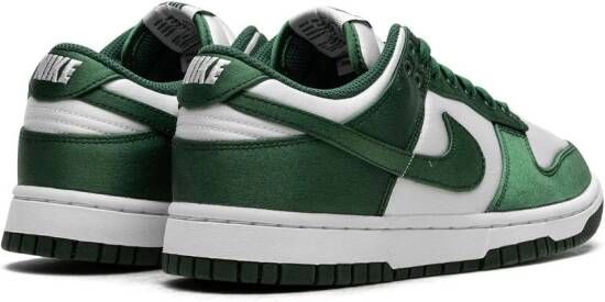 Nike "Dunk Low Green Satin sneakers" Wit