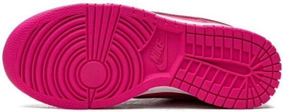 Nike "Dunk Low Hot Pink sneakers " Roze