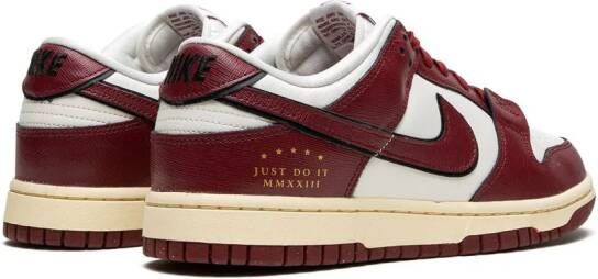 Nike Dunk Low "Just Do it Team Red" sneakers Rood