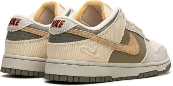 Nike Dunk Low "Light Bone Armory Blue" sneakers Beige