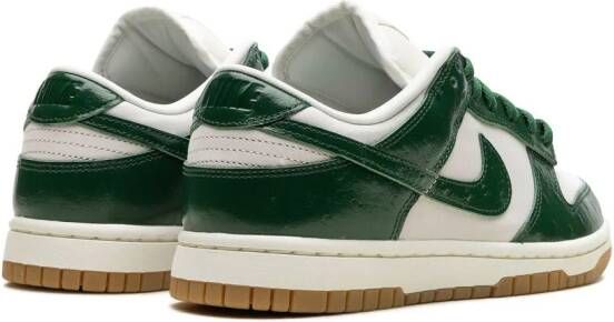 Nike Dunk Low LX "Gorge Green Ostrich" sneakers Wit