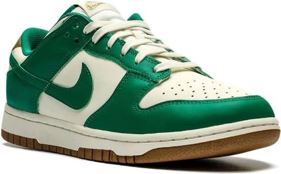 Nike Dunk Low "Malachite" sneakers Groen