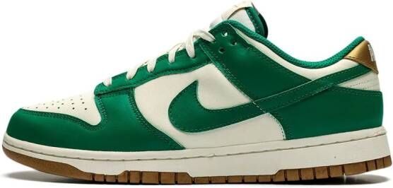 Nike Dunk Low "Malachite" sneakers Groen