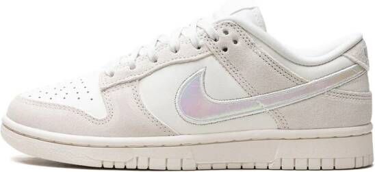 Nike Dunk Low "Ridescent Swoosh" sneakers Wit