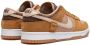 Nike Dunk Low SE sneakers met teddybeer Bruin - Thumbnail 3