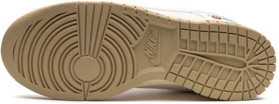 Nike "Dunk Low The Future is Equal sneakers" Beige