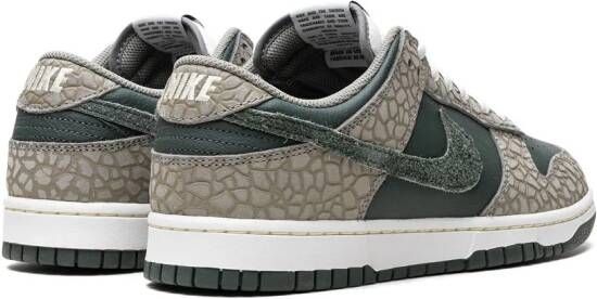 Nike Dunk Low "Urban Landscape 2.0" sneakers Groen