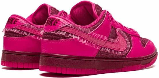 Nike "Dunk Low Valentine's Day sneakers" Roze