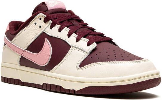 Nike "Dunk Retro PRM Valentine's Day 2023 sneakers " Roze