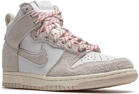 Nike Dunk SP high-top sneakers Beige