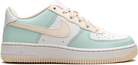 Nike Kids "Air Force 1 Emerald Rise Guava Ice White Pink Spell sneakers" Groen