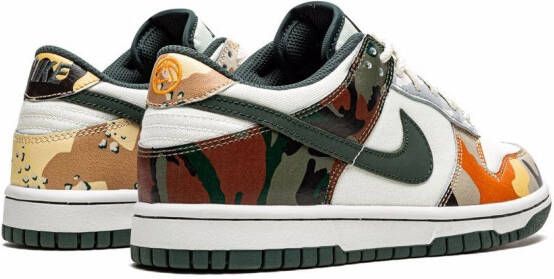 Nike Kids "Dunk Low SE Multi-Camo sneakers" Beige