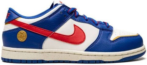 Nike Kids "Dunk Low Superhero sneakers " Blauw