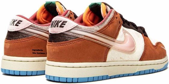 Nike Kids "x Social Status Dunk Mid Chocolate Milk sneakers" Beige