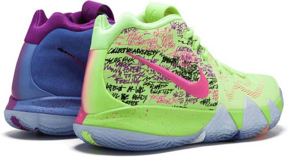 Nike Kyrie 4 sneakers Roze