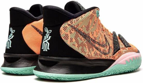 Nike "Kyrie 7 Play for the Future sneakers" Oranje