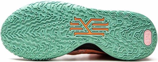 Nike "Kyrie 7 Play for the Future sneakers" Oranje