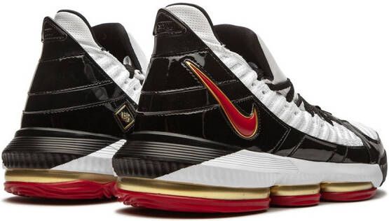 Nike LeBron 16 SB "Remix" sneakers Wit