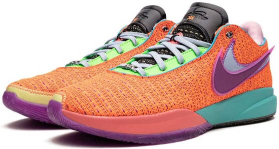 Nike "LeBron 19 Chosen 1 sneakers" Oranje