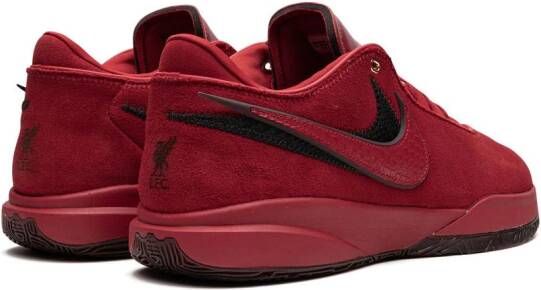 Nike "LeBron 20 Liverpool sneakers" Rood