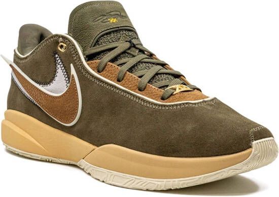 Nike "LeBron 20 Olive Green sneakers" Groen