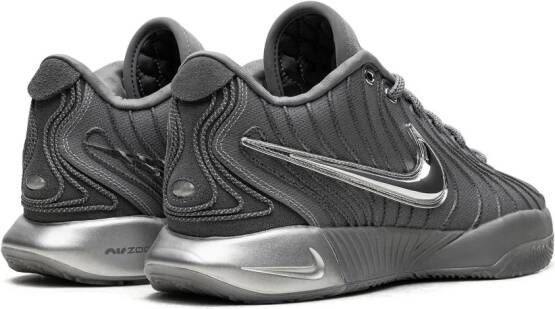 Nike LeBron 21 "Cool Grey" sneakers Grijs