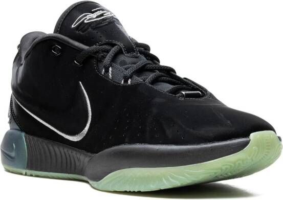 Nike LeBron 21 "Tahitian" sneakers Zwart