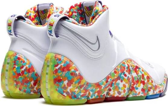 Nike LeBron 4 "Fruity Pebbles" sneakers Wit
