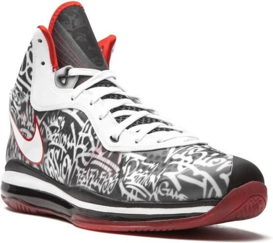 Nike "Lebron VIII QS Graffiti sneakers" Zwart