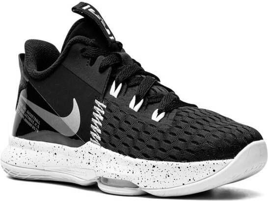 Nike LeBron Witness V sneakers Zwart