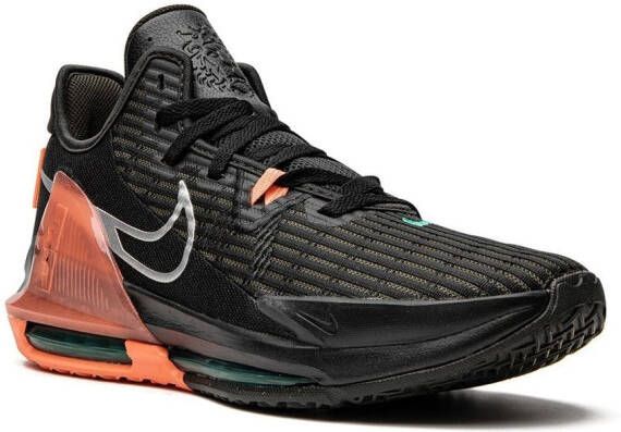 Nike LeBron Witness VI sneakers Zwart