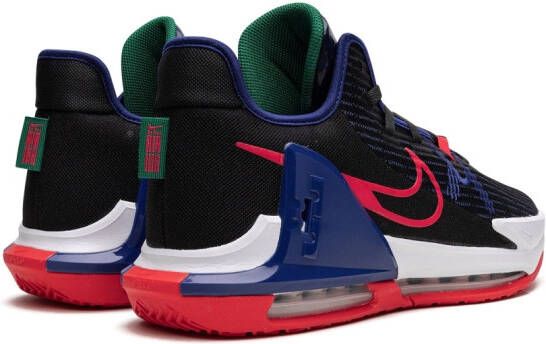 Nike LeBron Witness VI sneakers Zwart