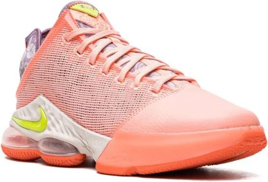 Nike Lebron XIX Low sneakers Oranje