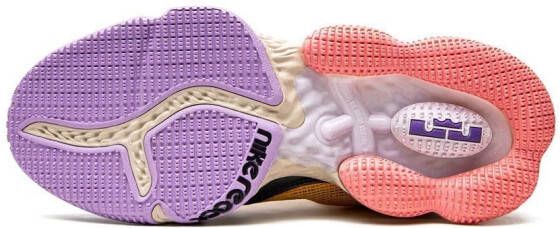 Nike Lebron XIX Low sneakers Paars
