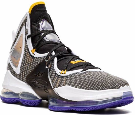 Nike LeBron XIX sneakers Zwart