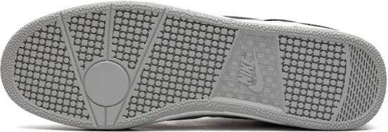 Nike "Mac Attack OG Light Smoke Gray sneakers" Grijs
