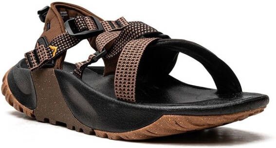 Nike Oneonta sandalen Bruin
