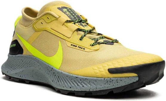 Nike "Pegasus Trail 3 GORE-TEX Celery Volt sneakers" Geel