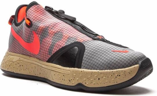 Nike PG 4 low-top sneakers Zwart