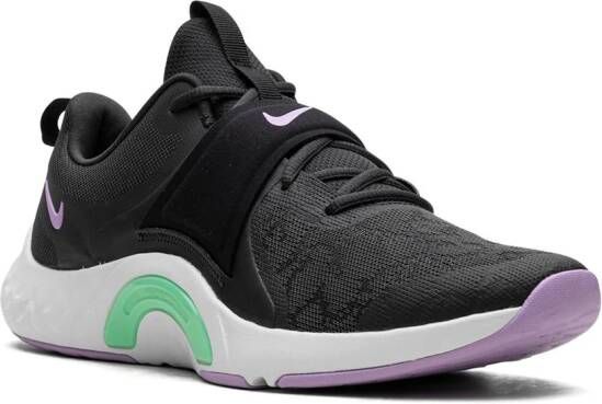 Nike "Renew In-Season TR 12 Dark Smoke Grey Lilac sneakers" Zwart