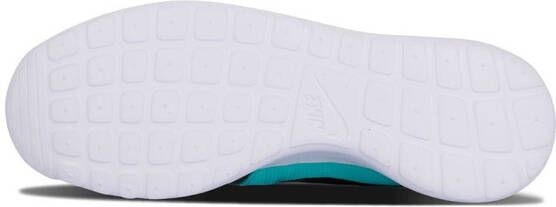 Nike Rosherun low-top sneakers Zwart