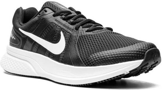 Nike Run Swift 2 low-top sneakers Zwart