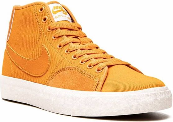 Nike SB Blazer Court Mid Premium sneakers Oranje