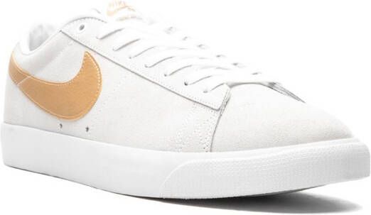 Nike SB Blazer low-top sneakers Beige