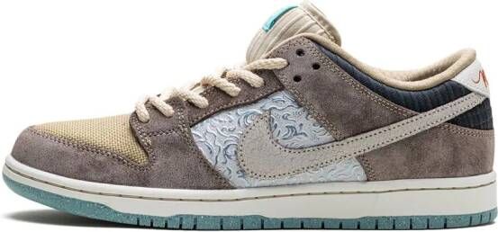 Nike SB Dunk Low "Big Money Savings" sneakers Bruin