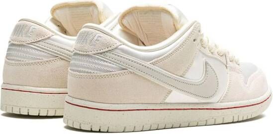 Nike SB Dunk Low "Valentine's Day Low Love Found" sneakers Beige