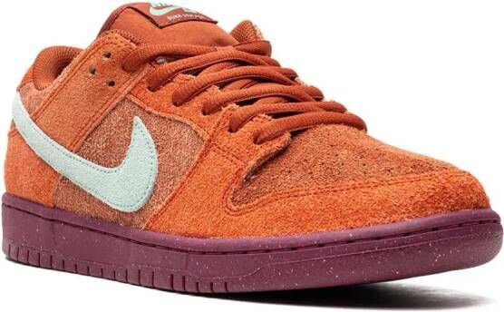 Nike "SB Dunk Pro PRM low-top Mystic Red sneakers" Oranje