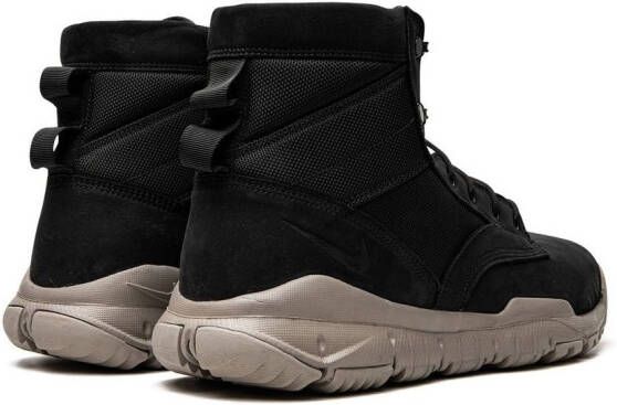 Nike SFB 6 high-top sneakers Zwart