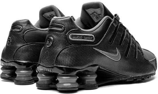Nike Shox NZ low-top sneakers Zwart