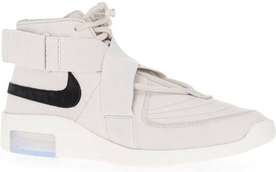 Nike Sneakers met gekruiste bandjes Wit